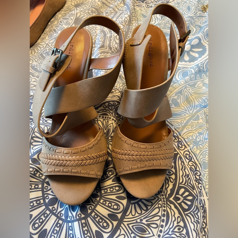 Indigo Rd Wedges